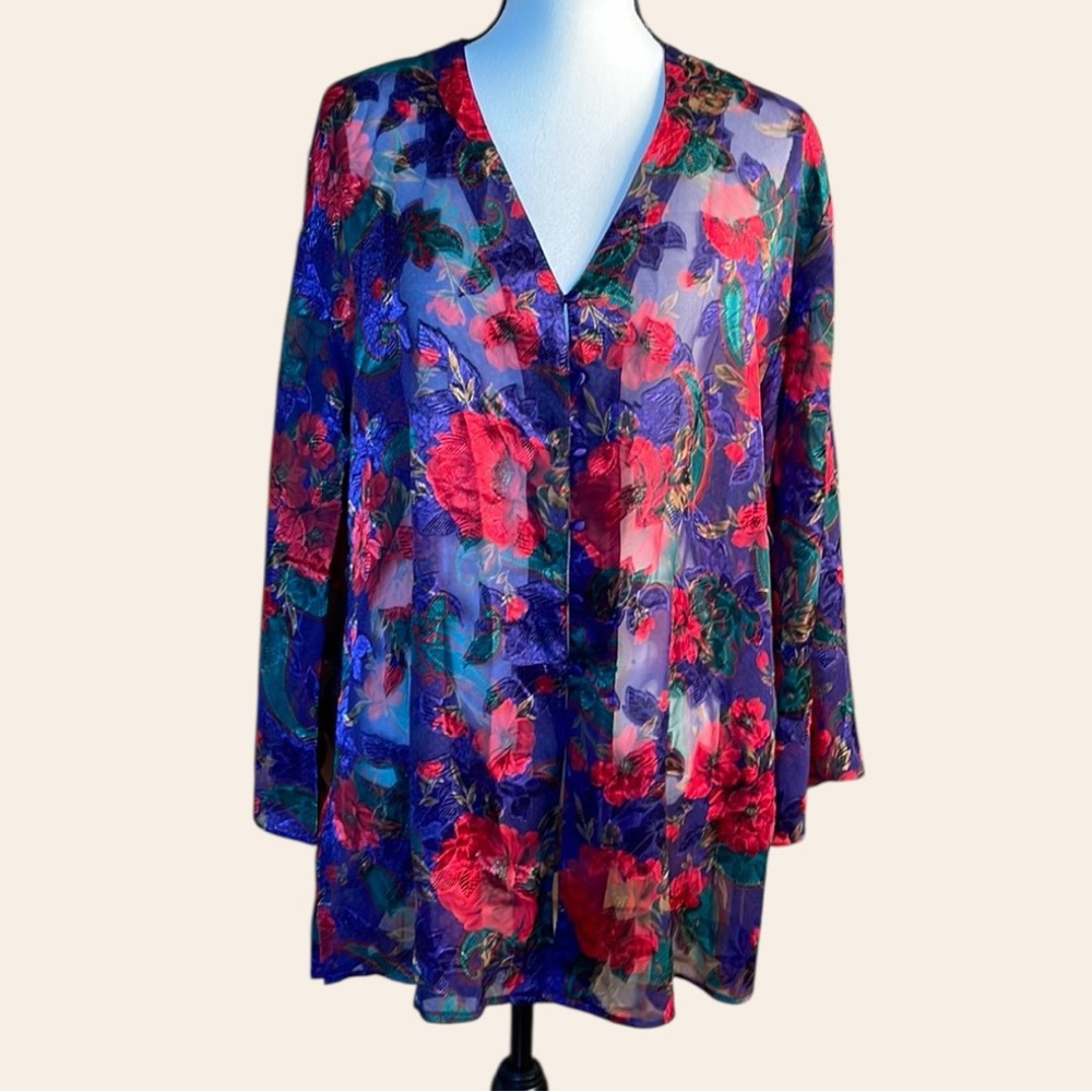 Victoria’s Secret Top Loungewear Vintage Floral Button Up Long Sleeves Top
